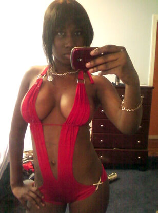 The mind-blowing ebony bod and