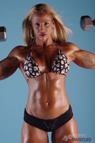 Cougar bodybuilder Jill Rudison